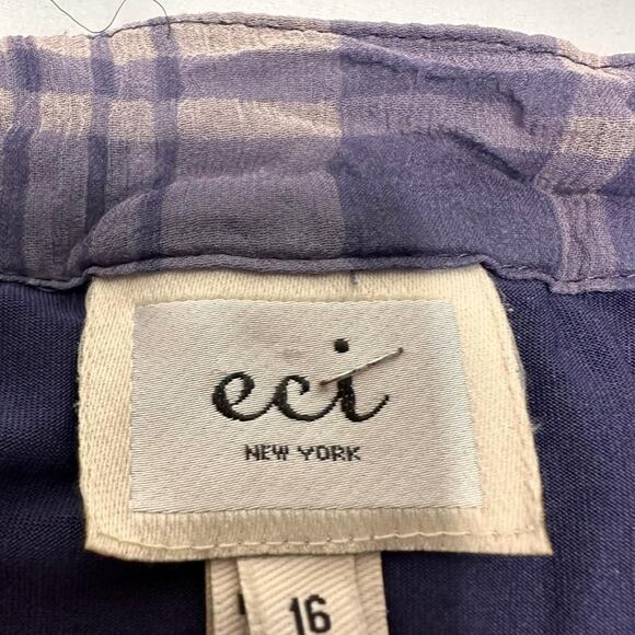 ECI Newyork Silk Vintage Top With Button Detail Doubke Lauered Size Large - Picture 4 of 4